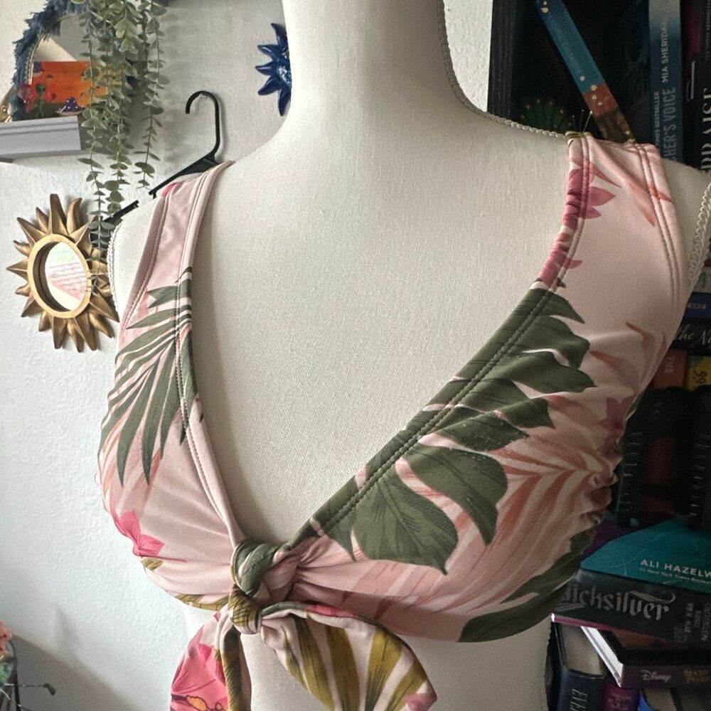 Kona Sol Size Medium Green and Pink Swim Suit Top Bikini top Floral print - Picture 3 of 5